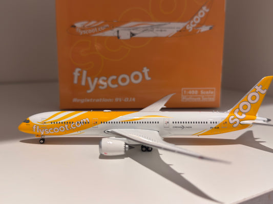 Boeing 787-9 Scoot – Phoenix Models 1:400