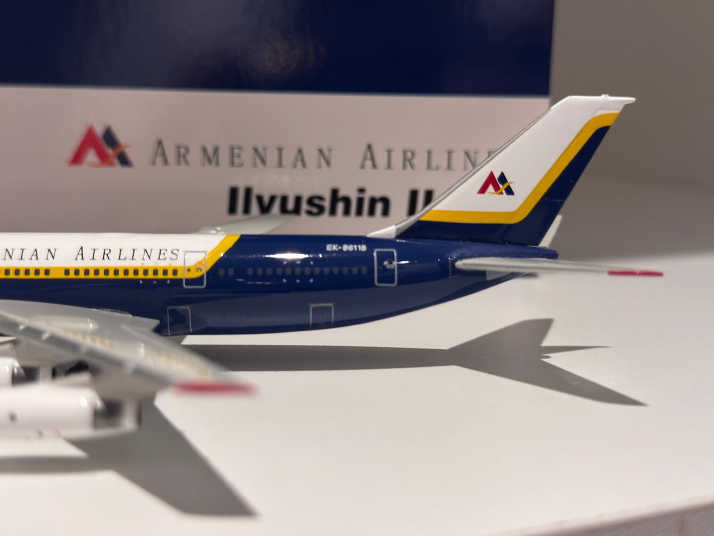 Ilyushin IL-86 Armenian Airlines – Gemini Jets 1:400