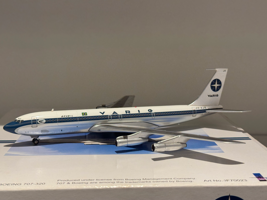 Boeing 707-320 VARIG – Inflight200 1:200