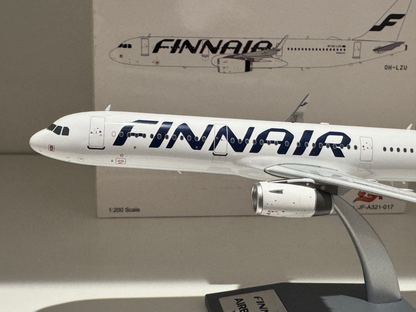 Airbus A321 Finnair – JFox 1:200