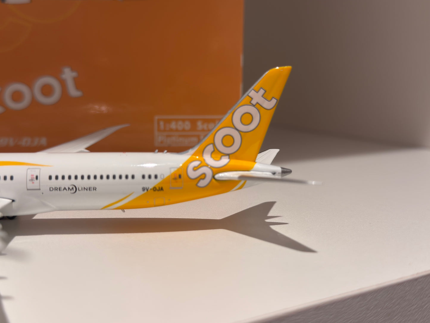 Boeing 787-9 Scoot – Phoenix Models 1:400
