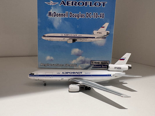 Douglas DC-10-30 Aeroflot – Phoenix Models 1:400