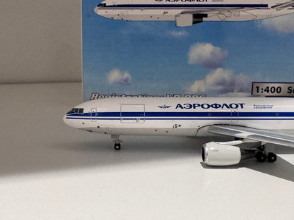 Douglas DC-10-30 Aeroflot – Phoenix Models 1:400