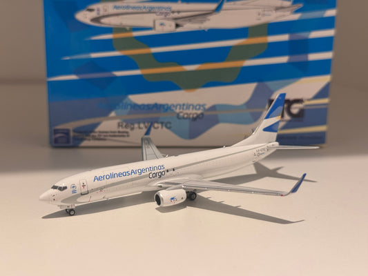 Boeing 737-800BCF Aerolineas Argentinas – NG Models 1:400