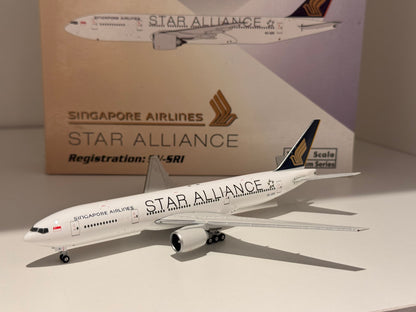 Boeing 777-200ER Singapore Airlines Star Alliance – Phoenix Models 1:400