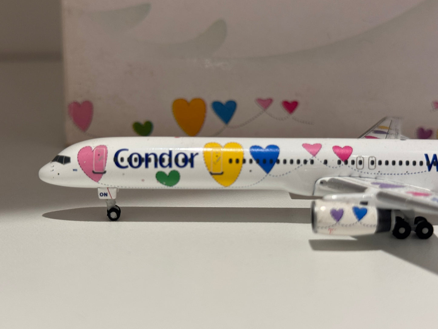 Boeing 757-300 Condor “Wir Lieben Fliegen” – Phoenix Models 1:400