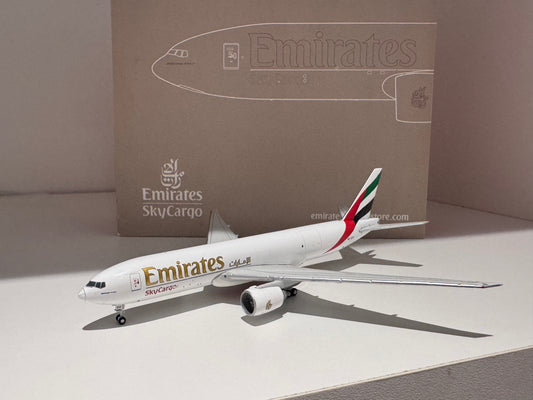 Boeing 777-200F Emirates SkyCargo – Gemini Jets 1:400
