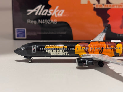 Boeing 737-900 Alaska Airlines “Do What Is Right” – NG Models 1:400