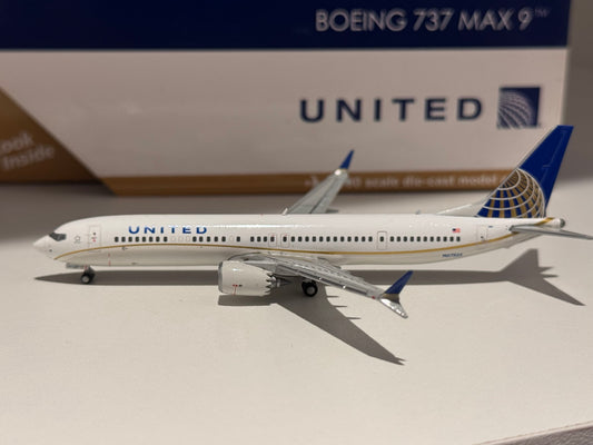 Boeing 737 MAX 9 United Airlines – Gemini Jets 1:400