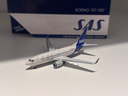Boeing 737-700 Scandinavian Airlines (SAS) – Gemini Jets 1:400
