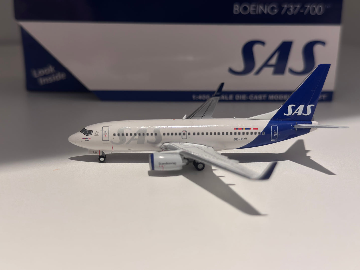 Boeing 737-700 Scandinavian Airlines (SAS) – Gemini Jets 1:400