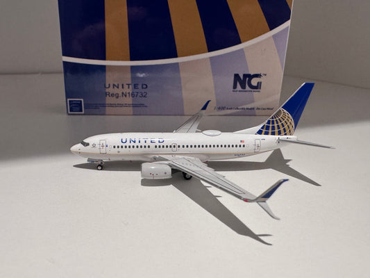 Boeing 737-700 United Airlines – NG Models 1:400