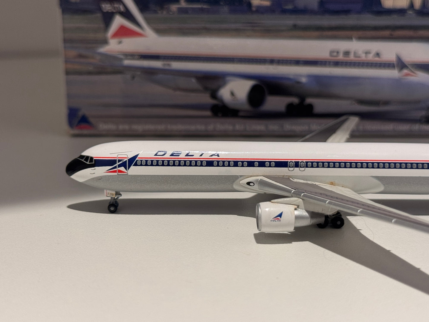 Boeing 767-300ER Delta Air Lines – Dragon Wings 1:400